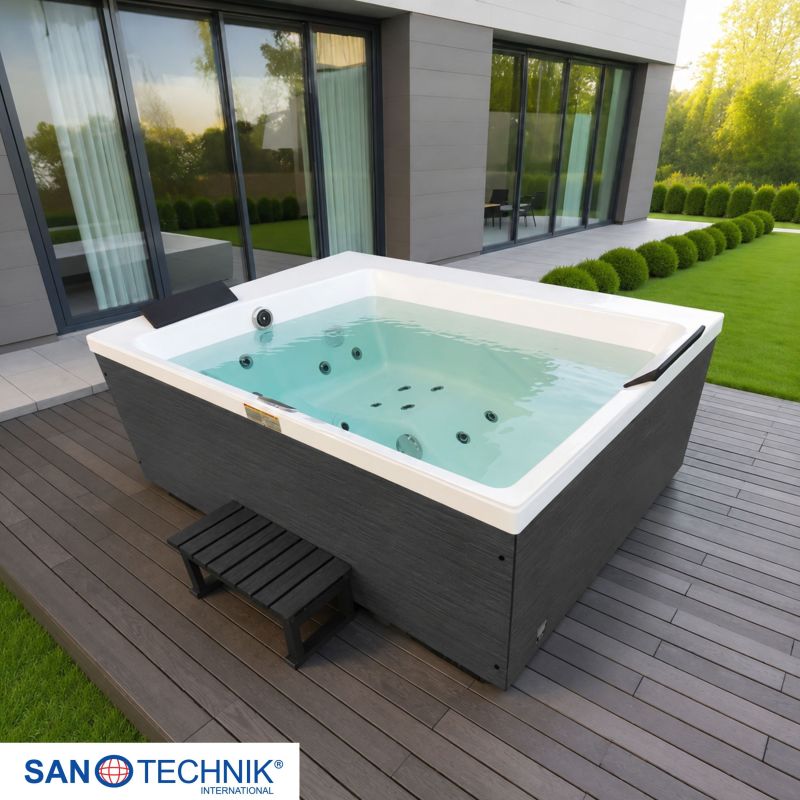 Sanotechnik - KORFU OUTDOOR WHIRLPOOL white inkl. Abdeckung und Stiege 190x140x70 cm